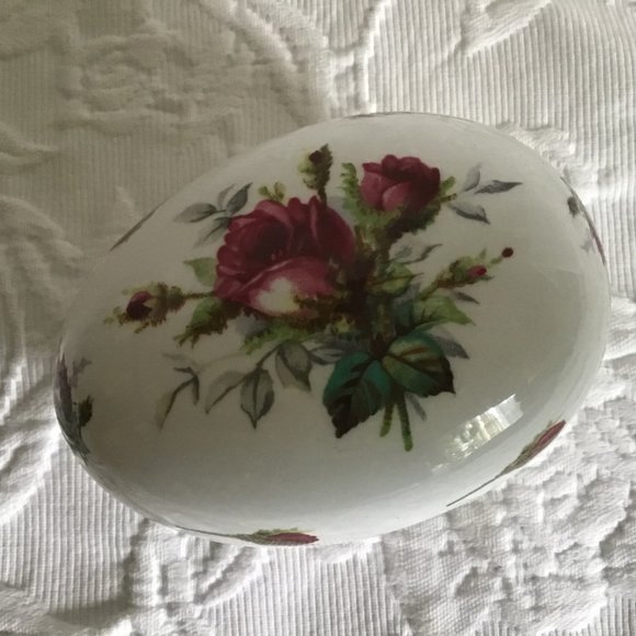 Lovely collectible Hammersley fine bone china Egg/Trinket Dish Floral design - Picture 6 of 6